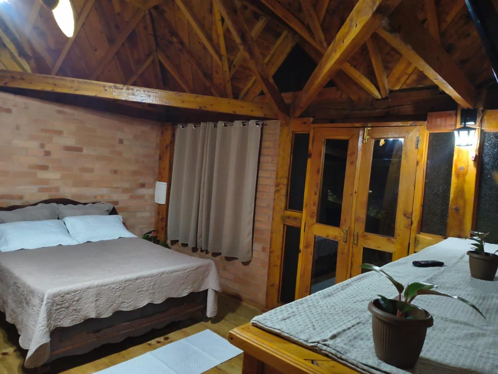 Suite Rustica Aconchego - Com Banheira De Hidromassagem Campos do Jordão Exterior photo