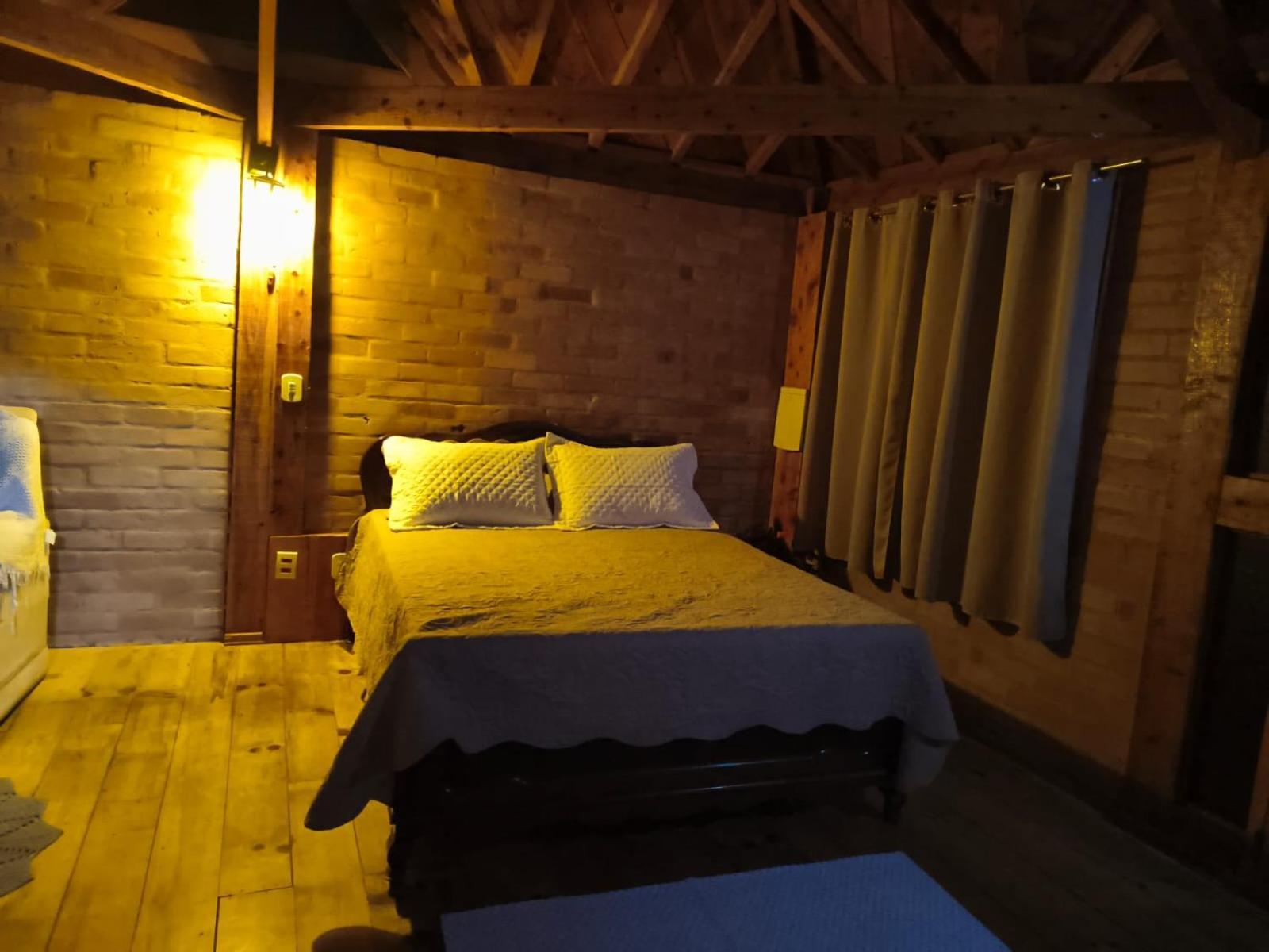 Suite Rustica Aconchego - Com Banheira De Hidromassagem Campos do Jordão Exterior photo